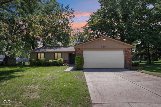 8047 Pebble Creek Court, Indianapolis, IN 46268