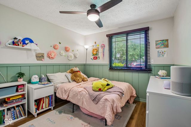 8047 Pebble Creek Court, Indianapolis, IN 46268