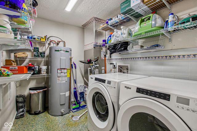 8047 Pebble Creek Court, Indianapolis, IN 46268