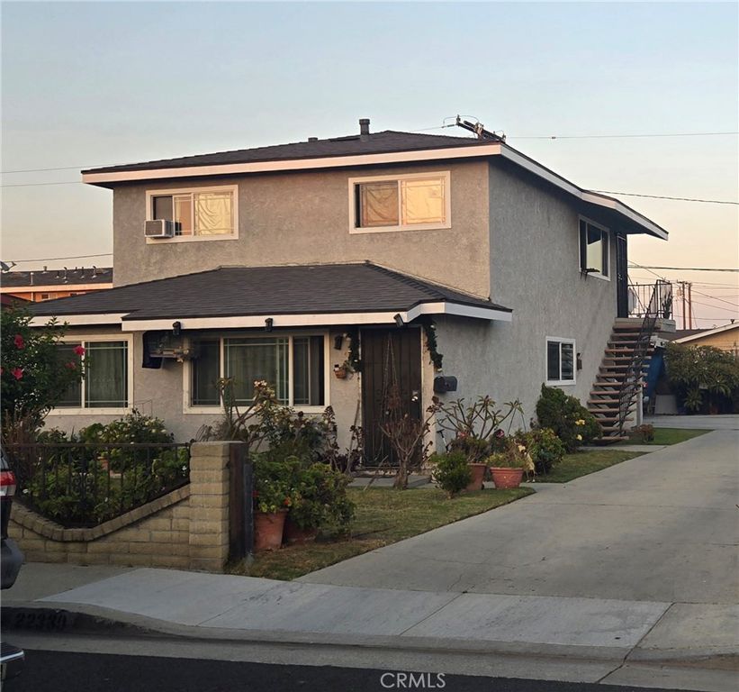 22330 Clarkdale, Hawaiian Gardens, CA 90716
