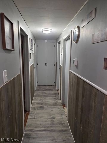 2659 Sixth Street, New Cumberland, WV 26047