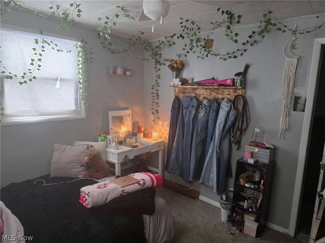 2659 Sixth Street, New Cumberland, WV 26047