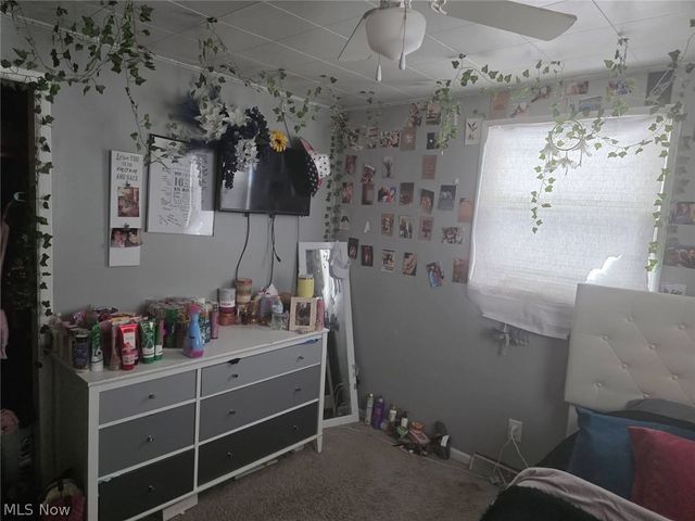 2659 Sixth Street, New Cumberland, WV 26047