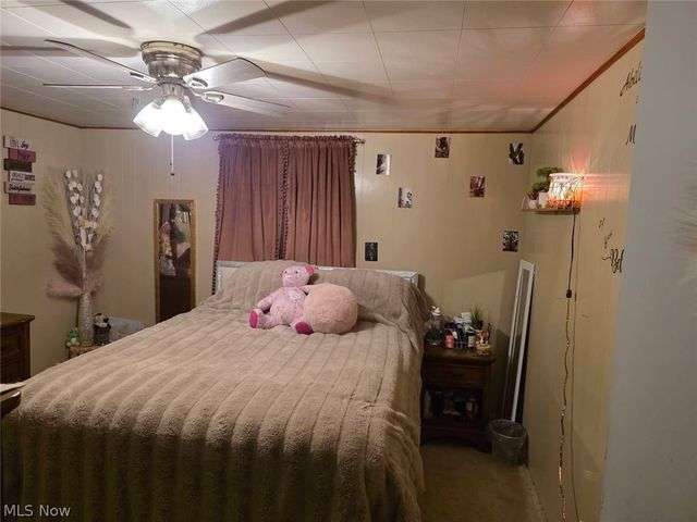 2659 Sixth Street, New Cumberland, WV 26047