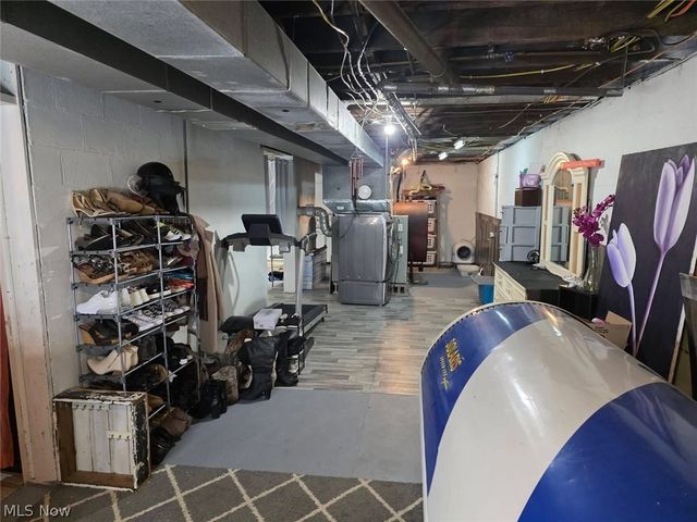 2659 Sixth Street, New Cumberland, WV 26047