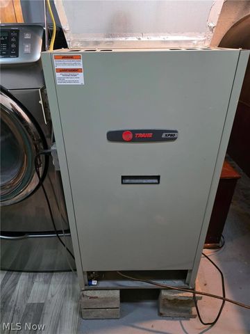 2659 Sixth Street, New Cumberland, WV 26047