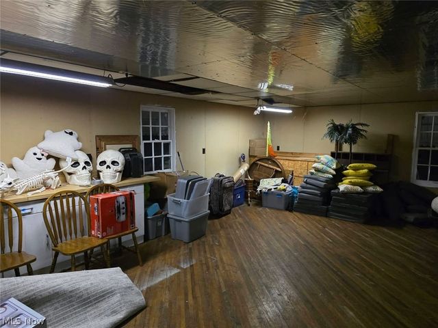 2659 Sixth Street, New Cumberland, WV 26047