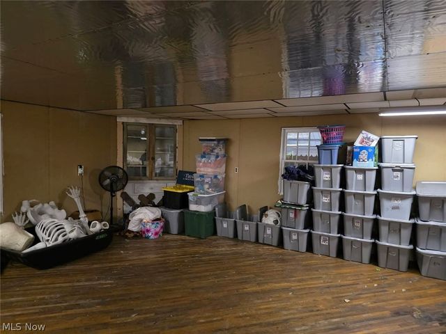 2659 Sixth Street, New Cumberland, WV 26047