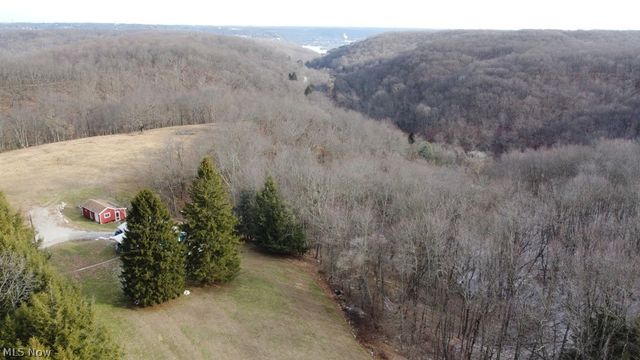 2659 Sixth Street, New Cumberland, WV 26047