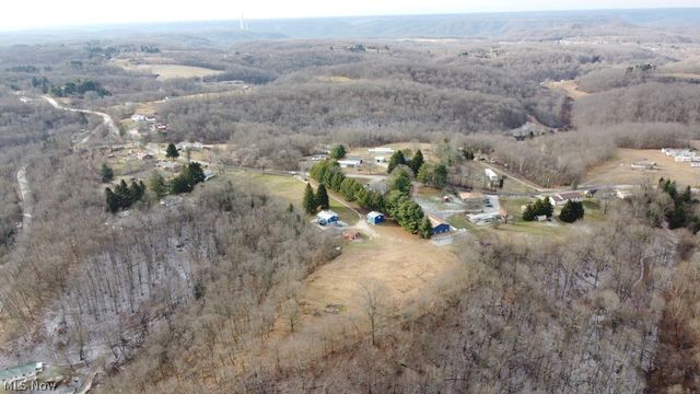 2659 Sixth Street, New Cumberland, WV 26047