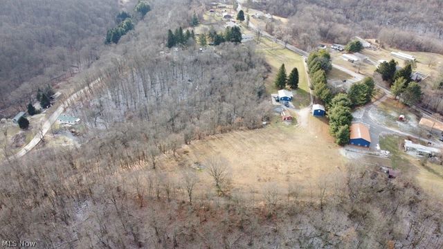 2659 Sixth Street, New Cumberland, WV 26047