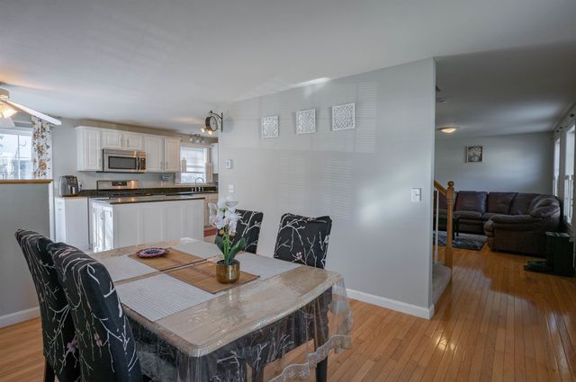 6 Whittemore Place, Nashua, NH 03064