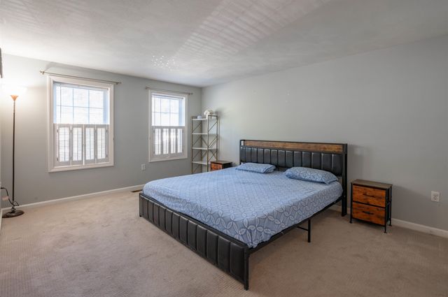 6 Whittemore Place, Nashua, NH 03064
