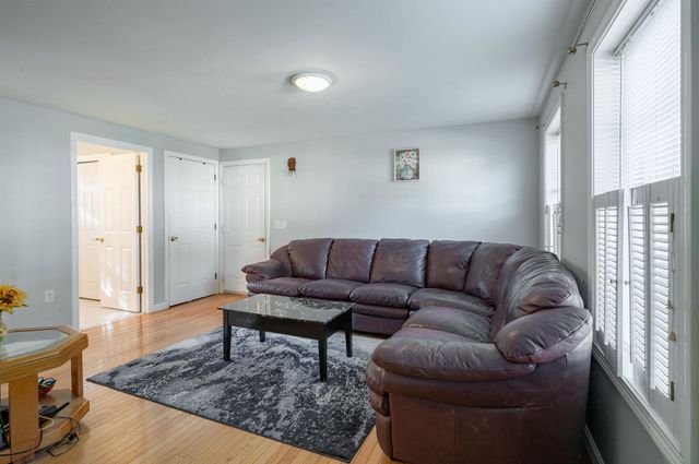 6 Whittemore Place, Nashua, NH 03064