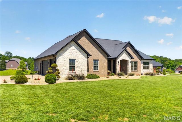 5123 Kennet Drive, Columbia, IL 62236