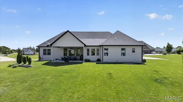 5123 Kennet Drive, Columbia, IL 62236
