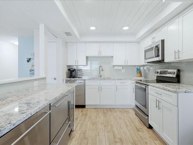 1848 SHORE DRIVE S 301, South Pasadena, FL 33707