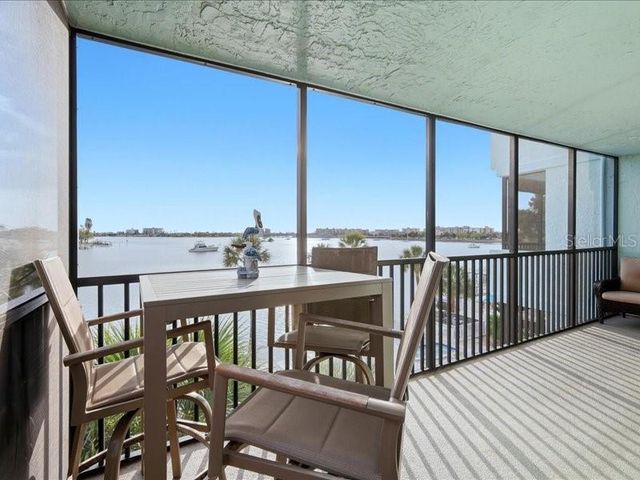 1848 SHORE DRIVE S 301, South Pasadena, FL 33707