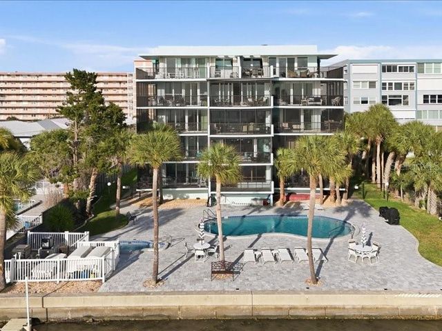 1848 SHORE DRIVE S 301, South Pasadena, FL 33707