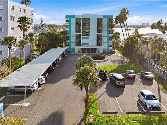 1848 SHORE DRIVE S 301, South Pasadena, FL 33707