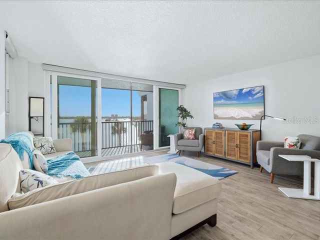 1848 SHORE DRIVE S 301, South Pasadena, FL 33707