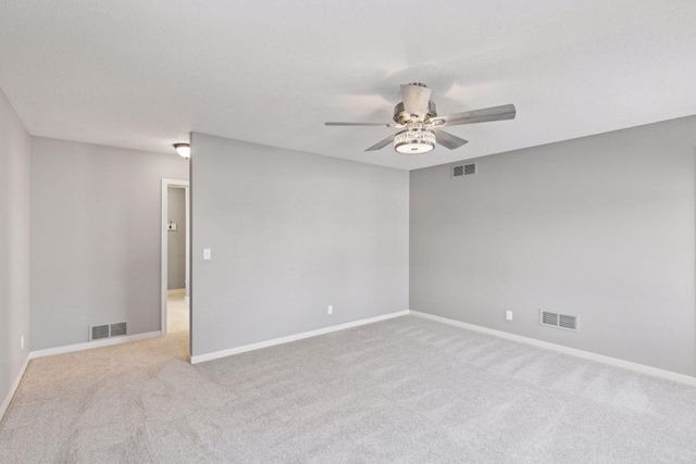 14246 Garden Way N, Hugo, MN 55038