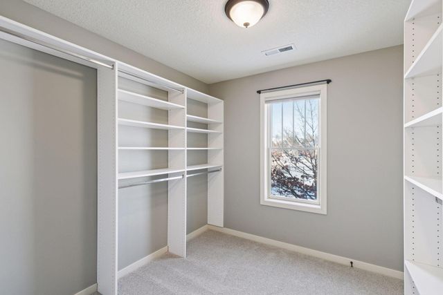 14246 Garden Way N, Hugo, MN 55038