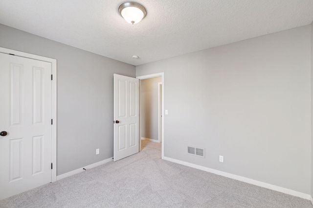 14246 Garden Way N, Hugo, MN 55038