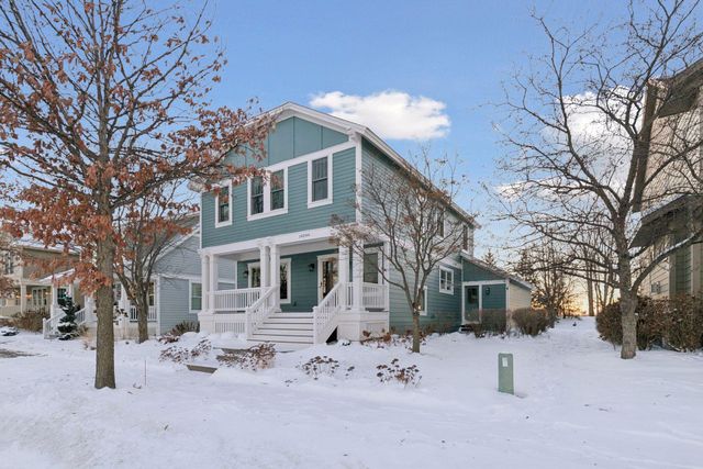 14246 Garden Way N, Hugo, MN 55038