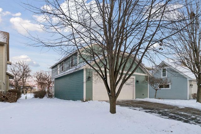 14246 Garden Way N, Hugo, MN 55038