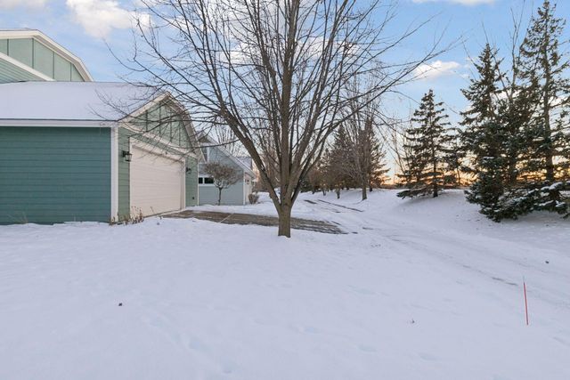 14246 Garden Way N, Hugo, MN 55038