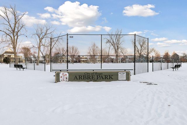 14246 Garden Way N, Hugo, MN 55038