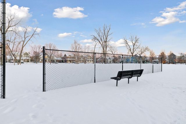 14246 Garden Way N, Hugo, MN 55038