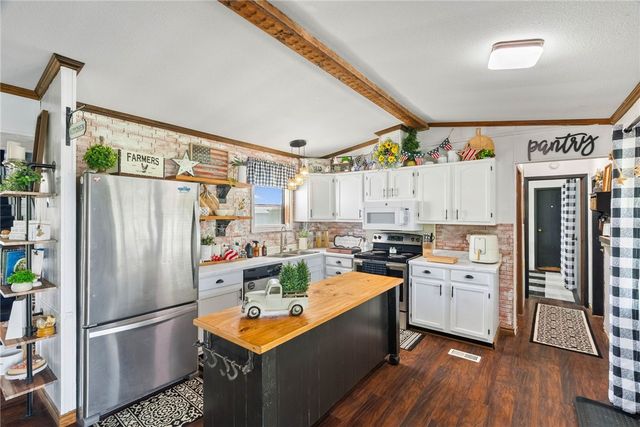 200 Baggs Trai, Mathis, TX 78368