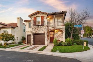 23301 Montecito, Valencia, CA 91354