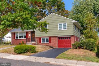 165 HILLCREST AVE #, Souderton, PA 18964