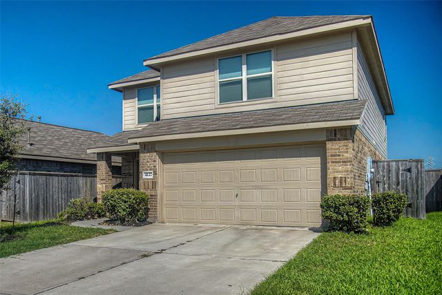 4127 Neches Bend Drive, Baytown, TX 77521