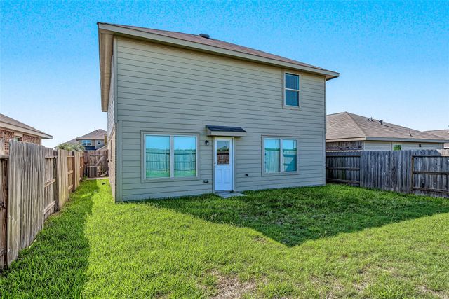 4127 Neches Bend Drive, Baytown, TX 77521