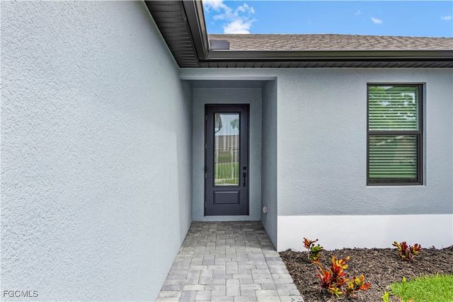 4110 SW Santa Barbara PL, Cape Coral, FL 33914