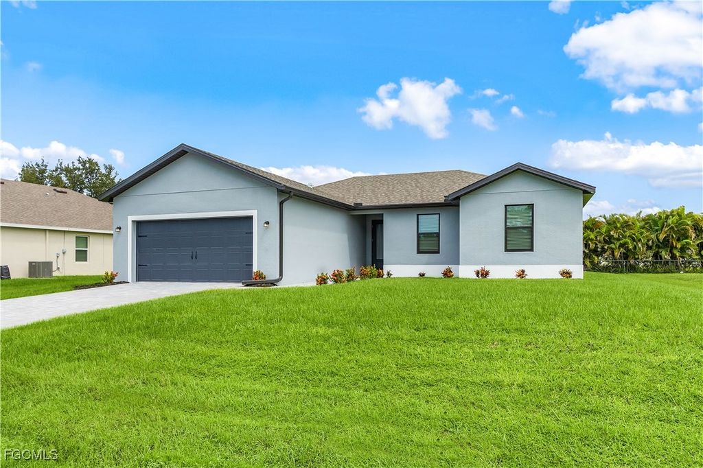 4110 SW Santa Barbara PL, Cape Coral, FL 33914