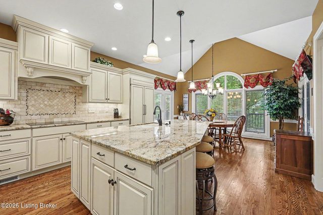7016 Breakwater Pl, Prospect, KY 40059