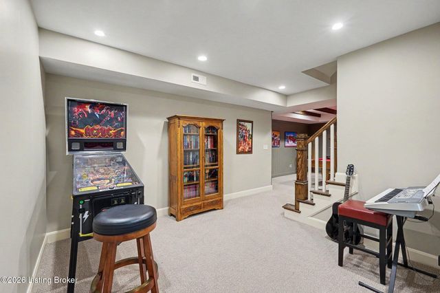 7016 Breakwater Pl, Prospect, KY 40059