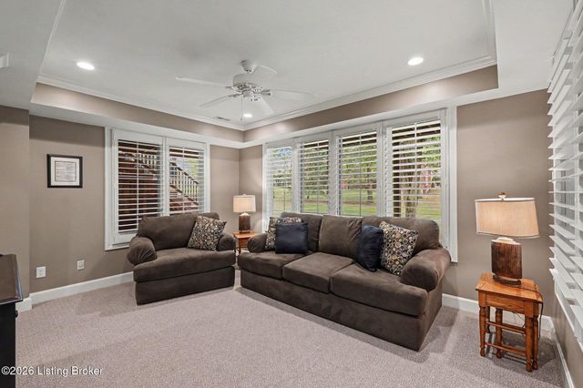 7016 Breakwater Pl, Prospect, KY 40059