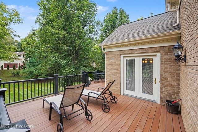 7016 Breakwater Pl, Prospect, KY 40059
