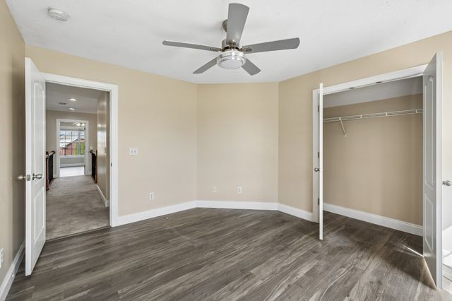 1014 Cabriolet Ct, Gallatin, TN 37066