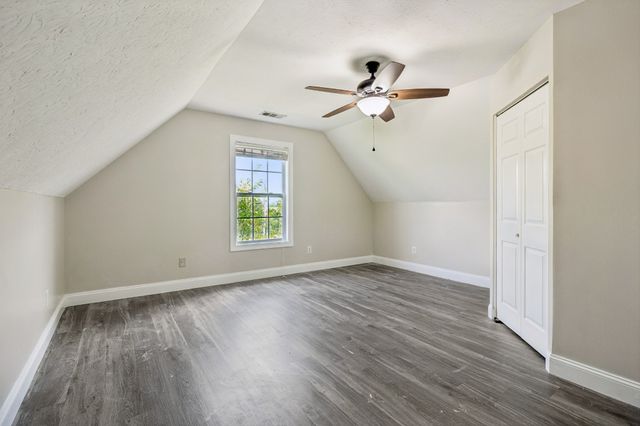 1014 Cabriolet Ct, Gallatin, TN 37066