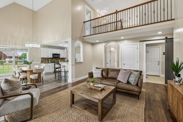 1014 Cabriolet Ct, Gallatin, TN 37066