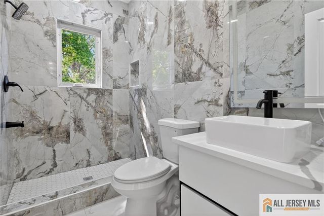 108 Jersey Avenue, Edison, NJ 08820