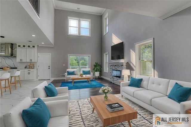 108 Jersey Avenue, Edison, NJ 08820