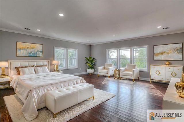 108 Jersey Avenue, Edison, NJ 08820